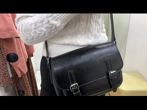 ❤️ אוננות פומבית של הכלבה הצעירה פרלברי עם דילדו בחדר המתאים ☑  סקס ב-iw.poliglass34.ru